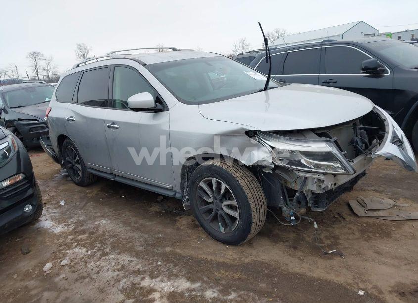 2015 Nissan Pathfinder SL (VIN 5N1AR2MM0FC646385) main photo