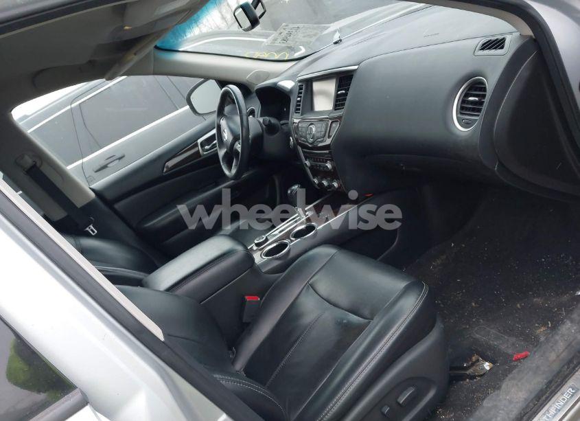 Photo 5 of 2015 Nissan Pathfinder SL (VIN 5N1AR2MM0FC646385)