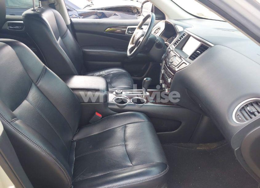 Photo 5 of 2015 Nissan Pathfinder SL (VIN 5N1AR2MM0FC667432)