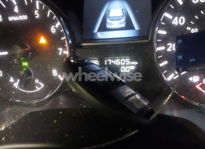 Photo 11 of 2015 Nissan Pathfinder SL (VIN 5N1AR2MM0FC676437)