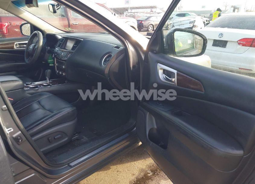 Photo 5 of 2015 Nissan Pathfinder SL (VIN 5N1AR2MM0FC691679)