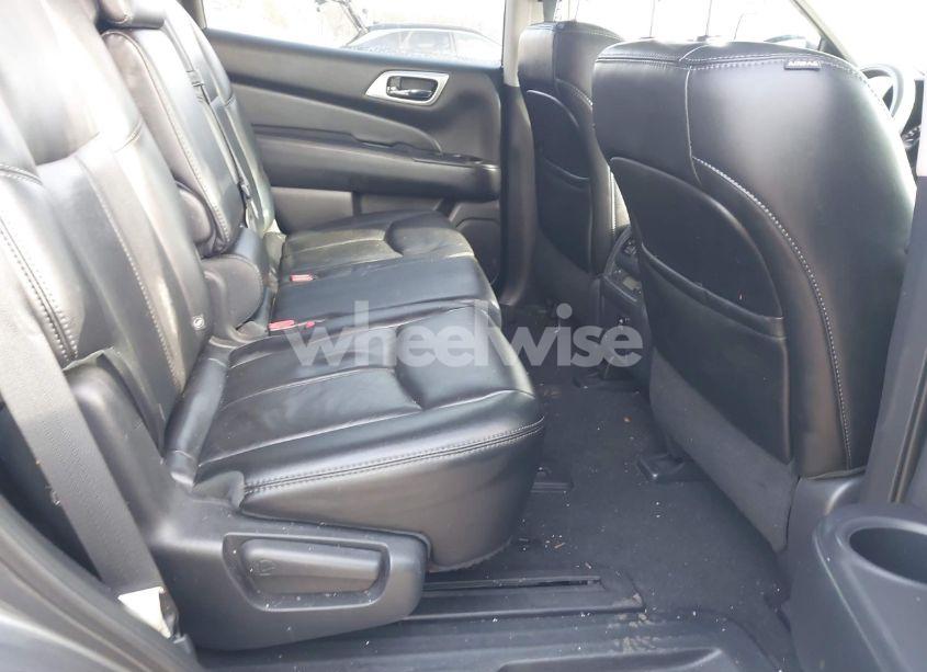 Photo 8 of 2015 Nissan Pathfinder SL (VIN 5N1AR2MM0FC691679)