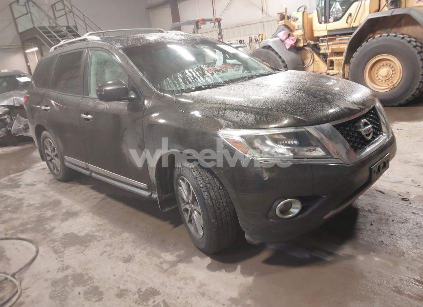 2016 Nissan Pathfinder SL (VIN 5N1AR2MM0GC613422) main photo