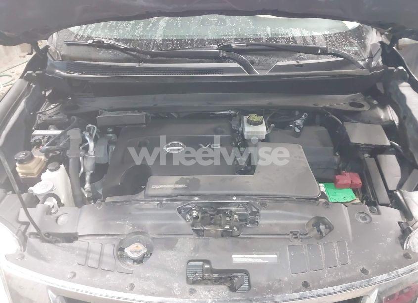 Photo 10 of 2016 Nissan Pathfinder SL (VIN 5N1AR2MM0GC613422)