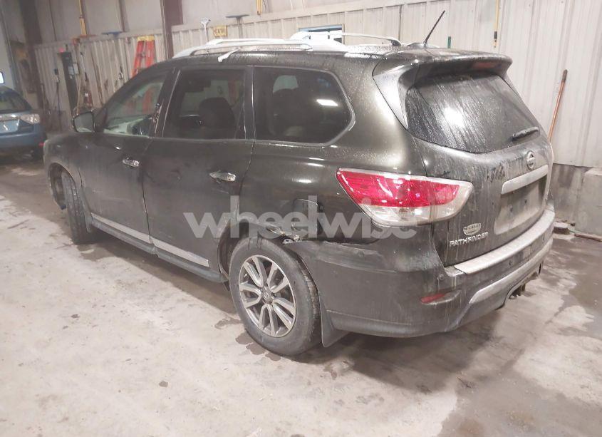 Photo 3 of 2016 Nissan Pathfinder SL (VIN 5N1AR2MM0GC613422)