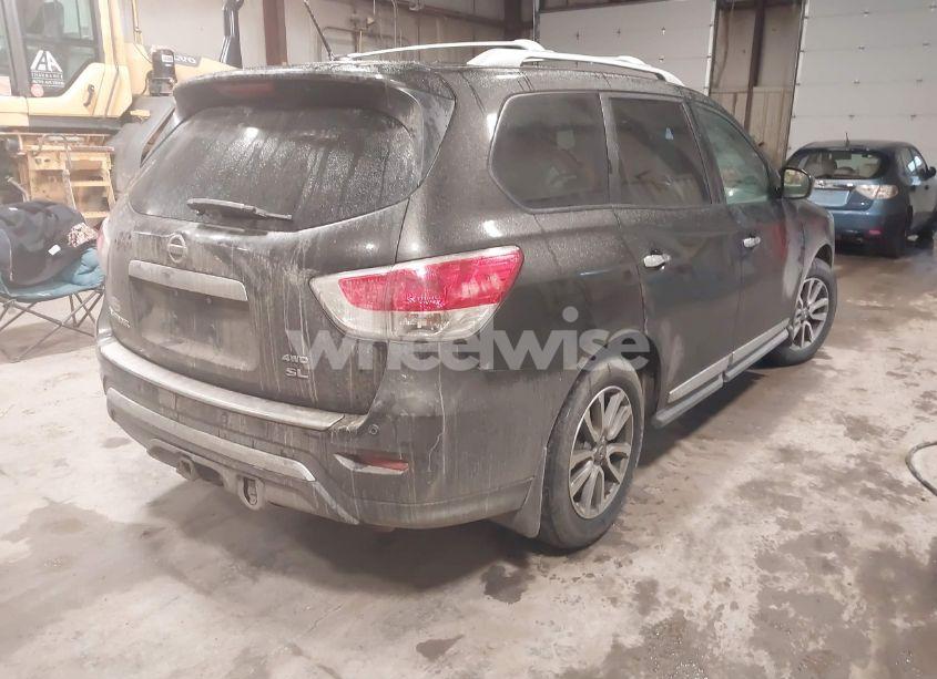 Photo 4 of 2016 Nissan Pathfinder SL (VIN 5N1AR2MM0GC613422)