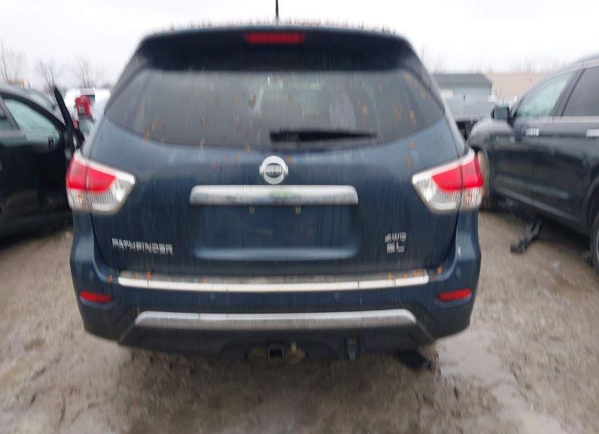 Photo 16 of 2016 Nissan Pathfinder SL (VIN 5N1AR2MM0GC633959)