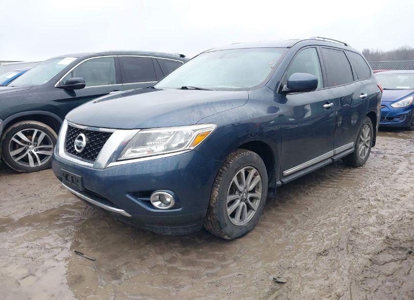 Photo 2 of 2016 Nissan Pathfinder SL (VIN 5N1AR2MM0GC633959)