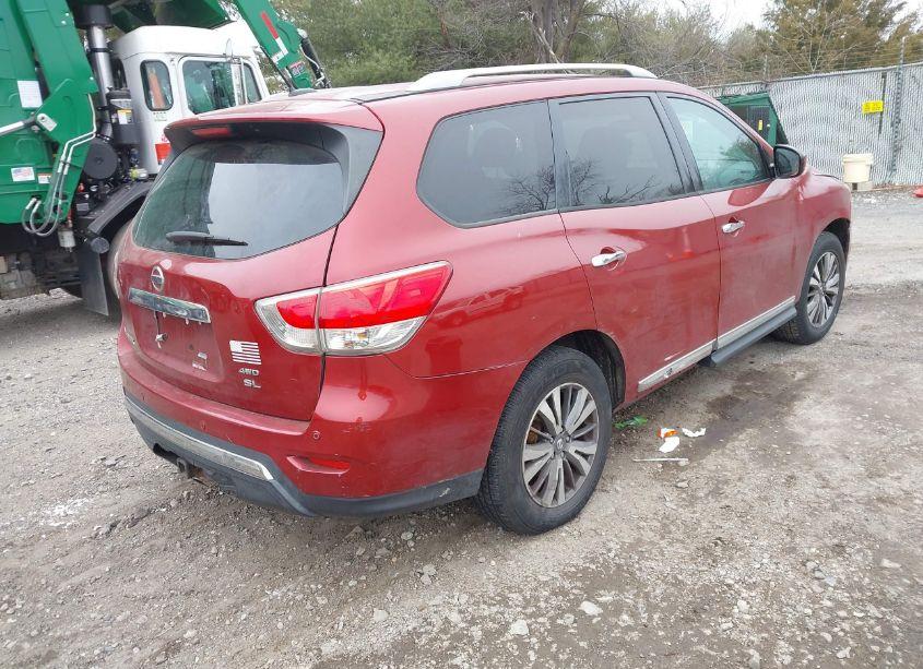 Photo 4 of 2013 Nissan Pathfinder SL (VIN 5N1AR2MM1DC609200)