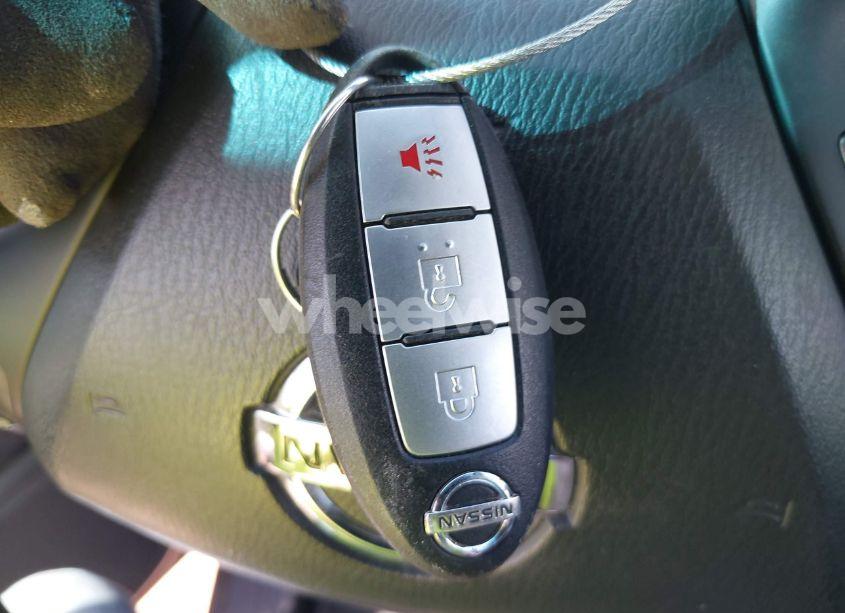 Photo 11 of 2013 Nissan Pathfinder SV (VIN 5N1AR2MM1DC614185)