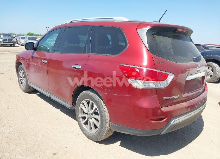 Photo 3 of 2013 Nissan Pathfinder SV (VIN 5N1AR2MM1DC614185)