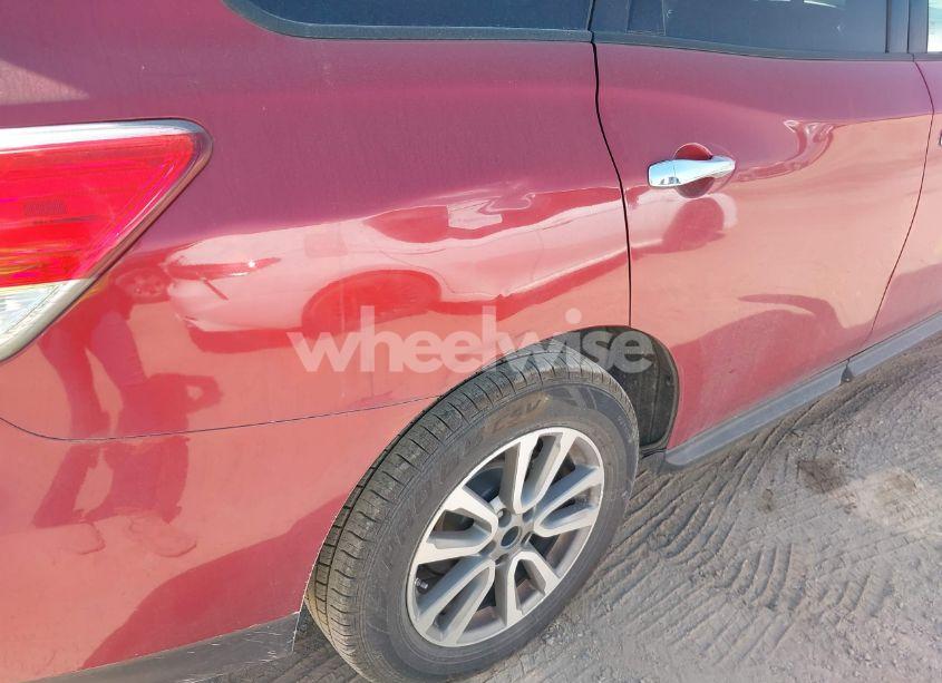 Photo 6 of 2013 Nissan Pathfinder SV (VIN 5N1AR2MM1DC614185)