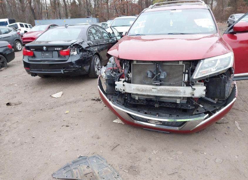 Photo 6 of 2013 Nissan Pathfinder SL (VIN 5N1AR2MM1DC615076)