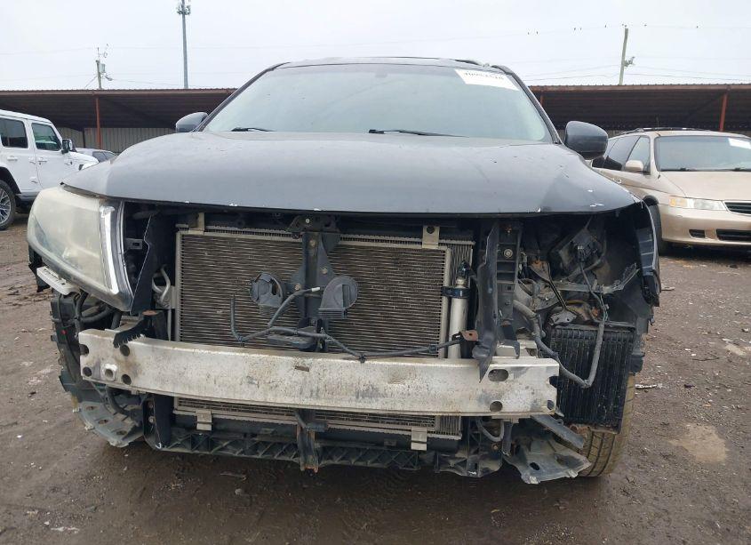 Photo 6 of 2013 Nissan Pathfinder SV (VIN 5N1AR2MM1DC630936)