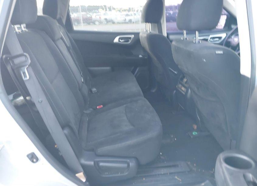 Photo 8 of 2013 Nissan Pathfinder SV (VIN 5N1AR2MM1DC635179)