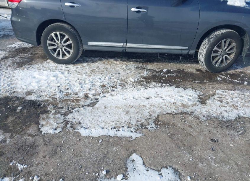 Photo 13 of 2013 Nissan Pathfinder SL (VIN 5N1AR2MM1DC639460)