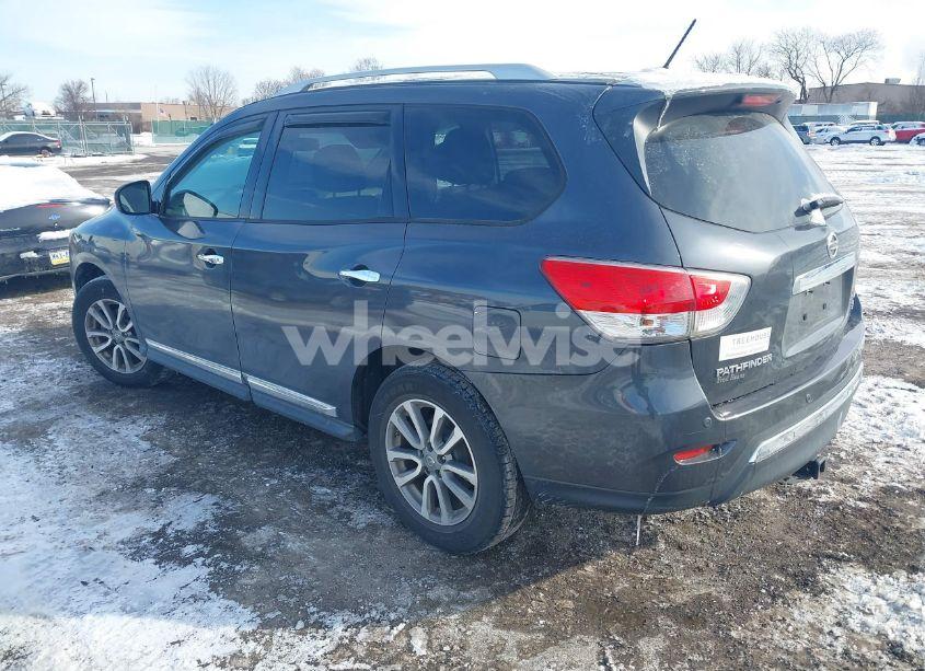 Photo 3 of 2013 Nissan Pathfinder SL (VIN 5N1AR2MM1DC639460)