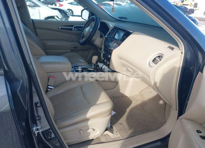 Photo 5 of 2013 Nissan Pathfinder SL (VIN 5N1AR2MM1DC639460)