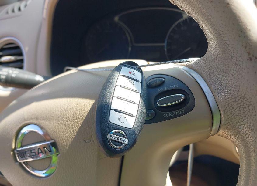 Photo 11 of 2013 Nissan Pathfinder PLATINUM (VIN 5N1AR2MM1DC672250)