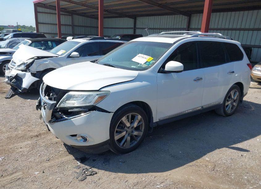 Photo 2 of 2013 Nissan Pathfinder PLATINUM (VIN 5N1AR2MM1DC672250)