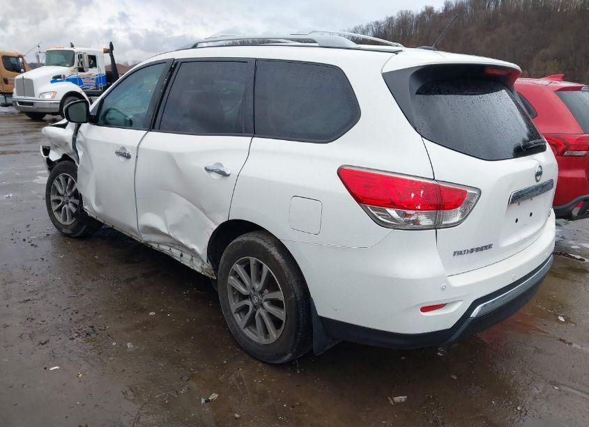 Photo 3 of 2013 Nissan Pathfinder SV (VIN 5N1AR2MM1DC681742)