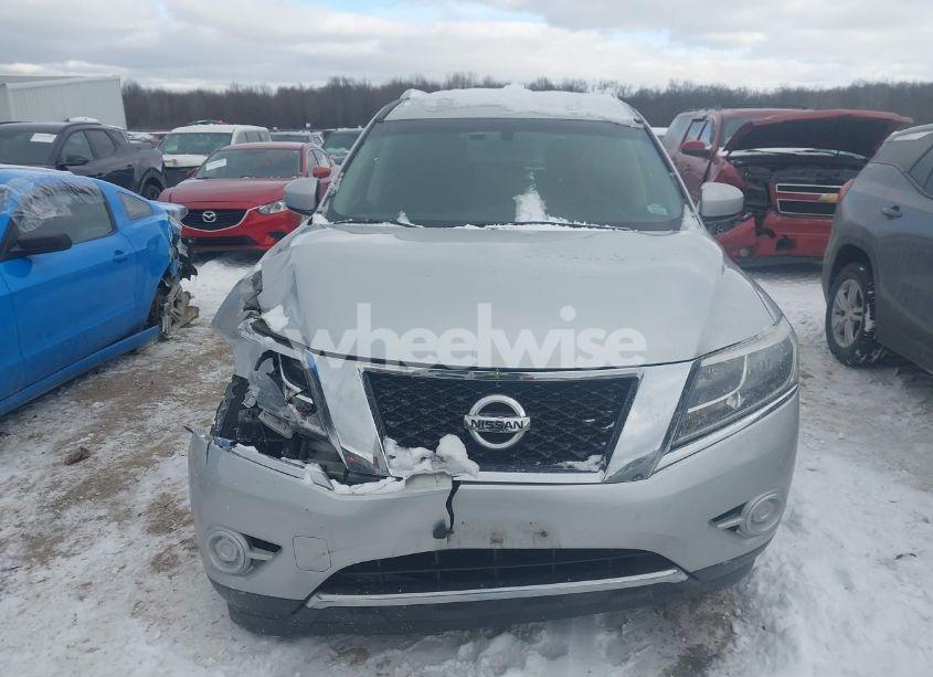 Photo 12 of 2014 Nissan Pathfinder SV (VIN 5N1AR2MM1EC632347)