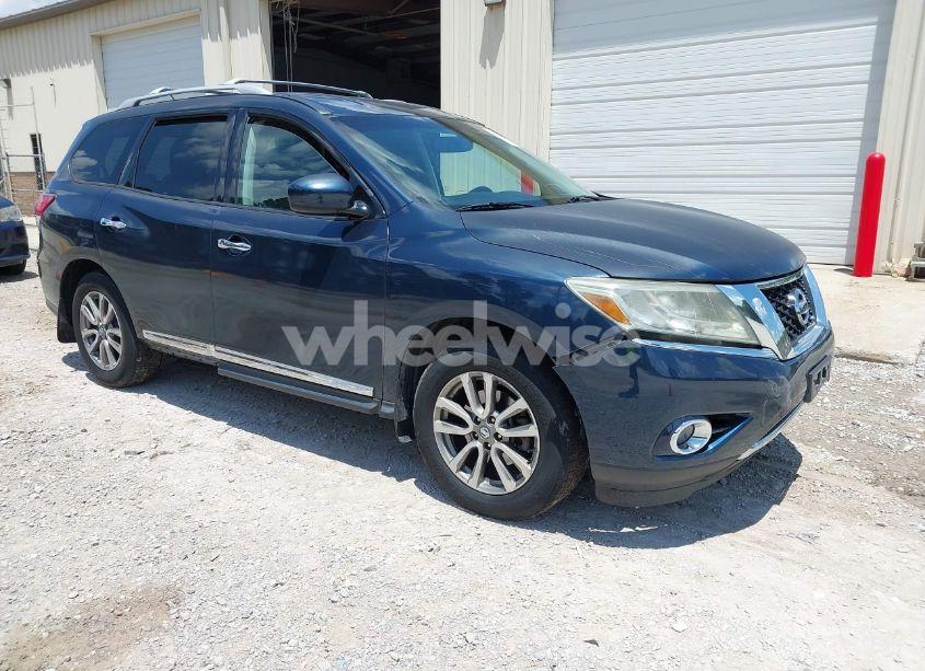 2014 Nissan Pathfinder SL (VIN 5N1AR2MM1EC681791) main photo