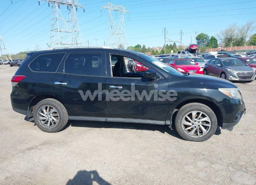 Photo 14 of 2014 Nissan Pathfinder SV (VIN 5N1AR2MM1EC682262)