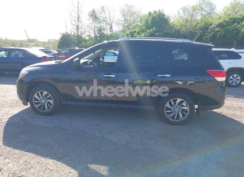 Photo 15 of 2014 Nissan Pathfinder SV (VIN 5N1AR2MM1EC682262)