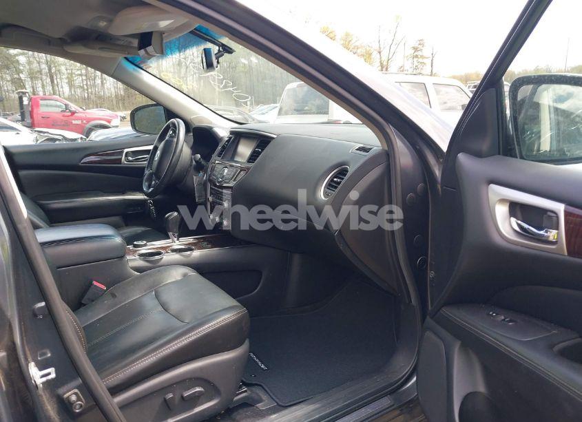 Photo 5 of 2014 Nissan Pathfinder SL (VIN 5N1AR2MM1EC699532)