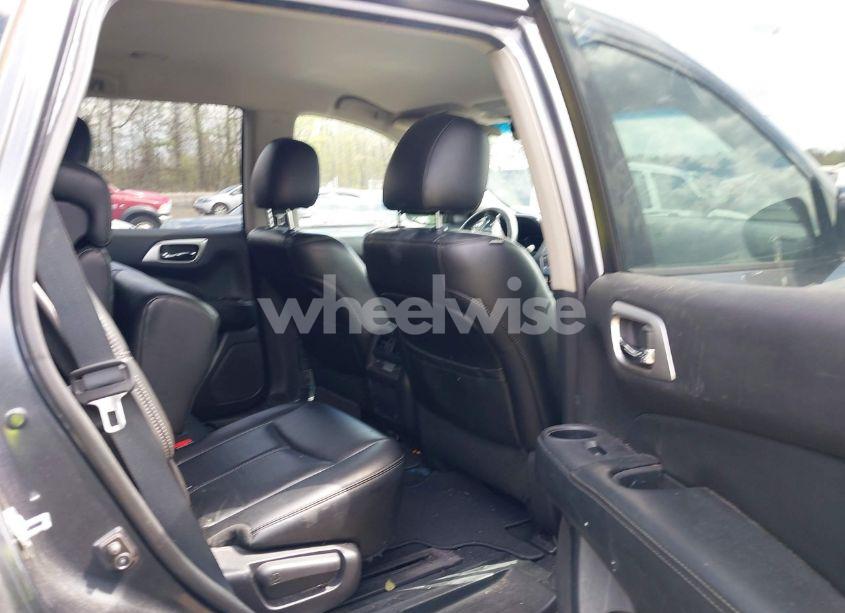 Photo 8 of 2014 Nissan Pathfinder SL (VIN 5N1AR2MM1EC699532)