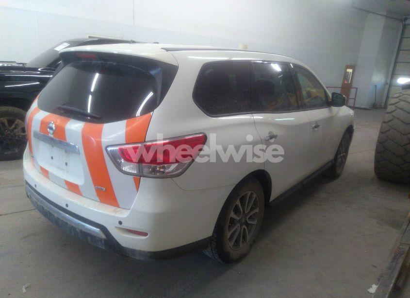 Photo 4 of 2014 Nissan Pathfinder PLATINUM/S/SL/SV (VIN 5N1AR2MM1EC701960)