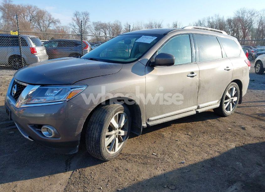 Photo 2 of 2014 Nissan Pathfinder PLATINUM (VIN 5N1AR2MM1EC702851)