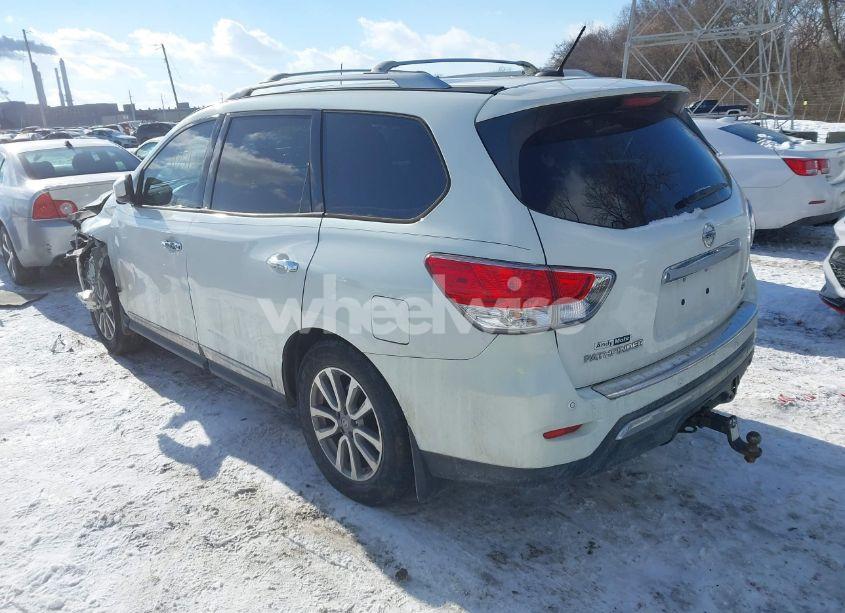 Photo 3 of 2014 Nissan Pathfinder SL (VIN 5N1AR2MM1EC714966)