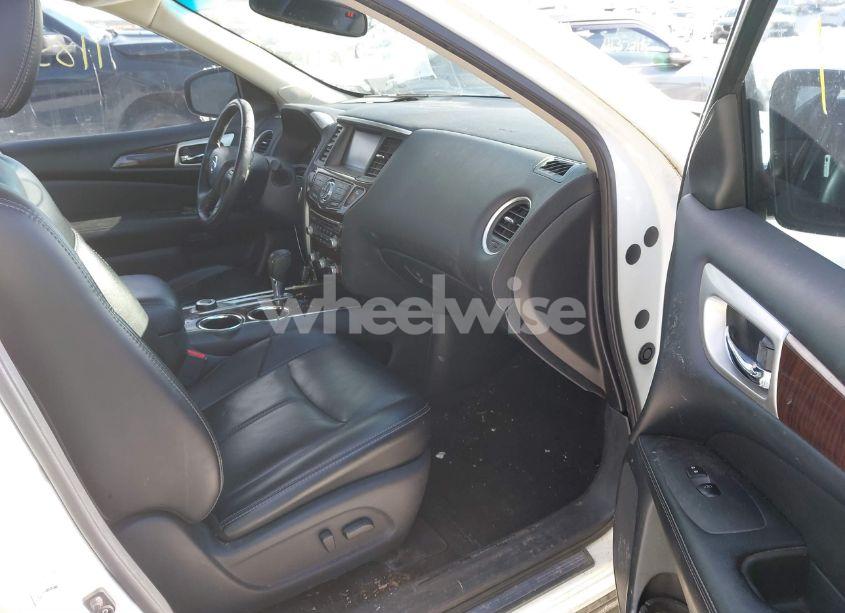 Photo 5 of 2014 Nissan Pathfinder SL (VIN 5N1AR2MM1EC714966)