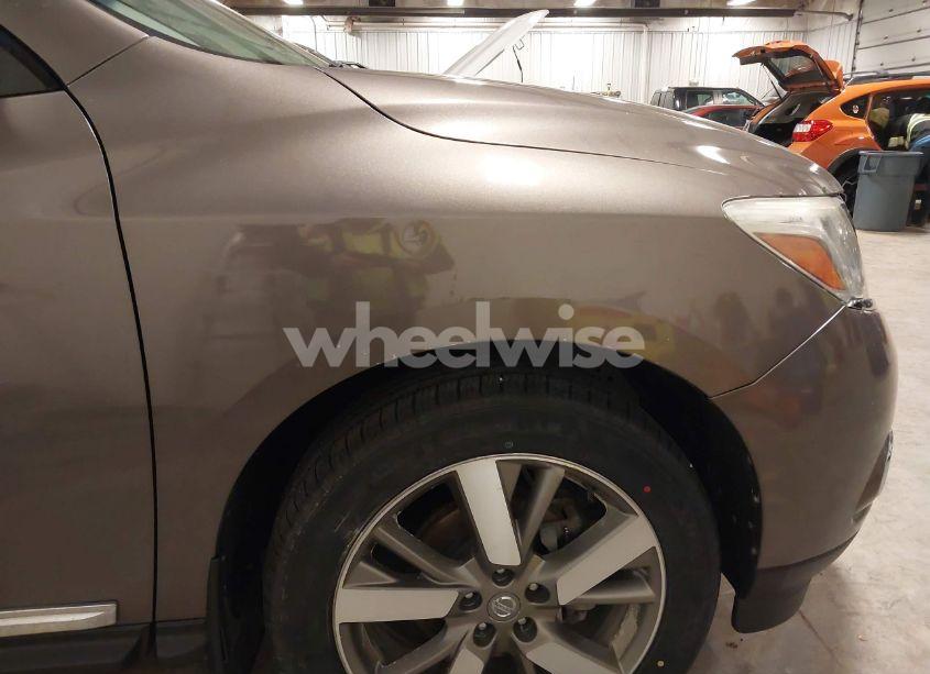 Photo 19 of 2014 Nissan Pathfinder PLATINUM (VIN 5N1AR2MM1EC728835)