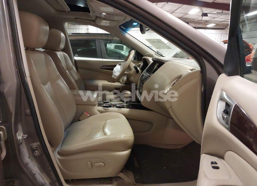 Photo 5 of 2014 Nissan Pathfinder PLATINUM (VIN 5N1AR2MM1EC728835)