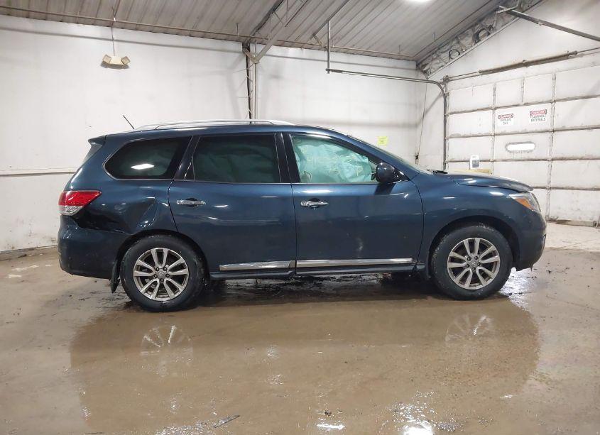 Photo 13 of 2015 Nissan Pathfinder SL (VIN 5N1AR2MM1FC600449)