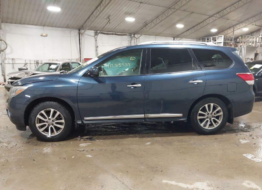 Photo 14 of 2015 Nissan Pathfinder SL (VIN 5N1AR2MM1FC600449)