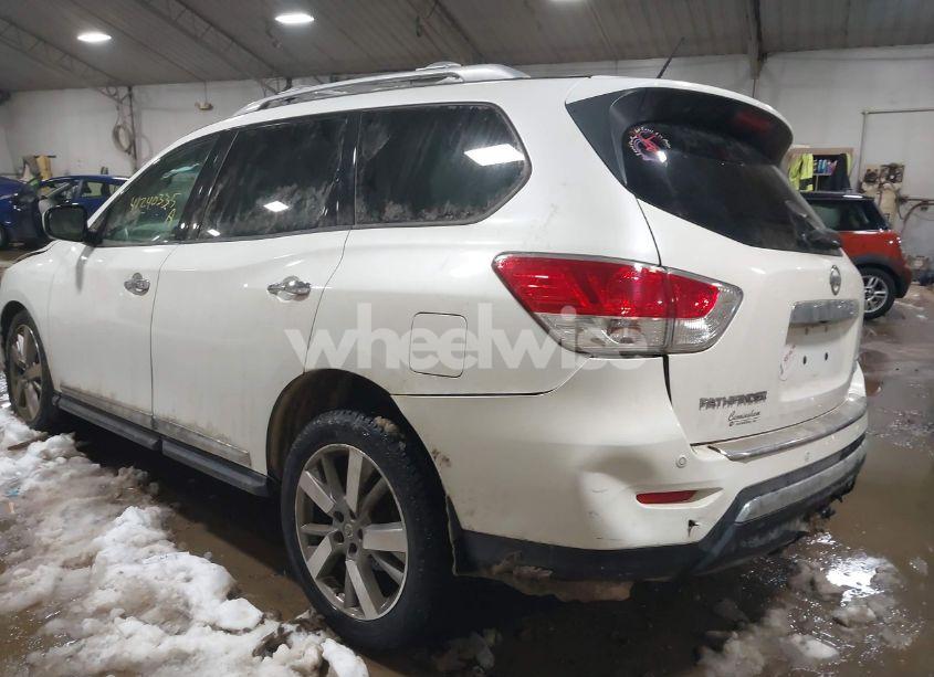 Photo 3 of 2015 Nissan Pathfinder PLATINUM (VIN 5N1AR2MM1FC621382)