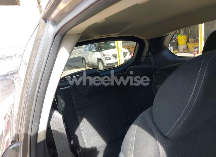 Photo 8 of 2015 Nissan Pathfinder S (VIN 5N1AR2MM1FC674597)