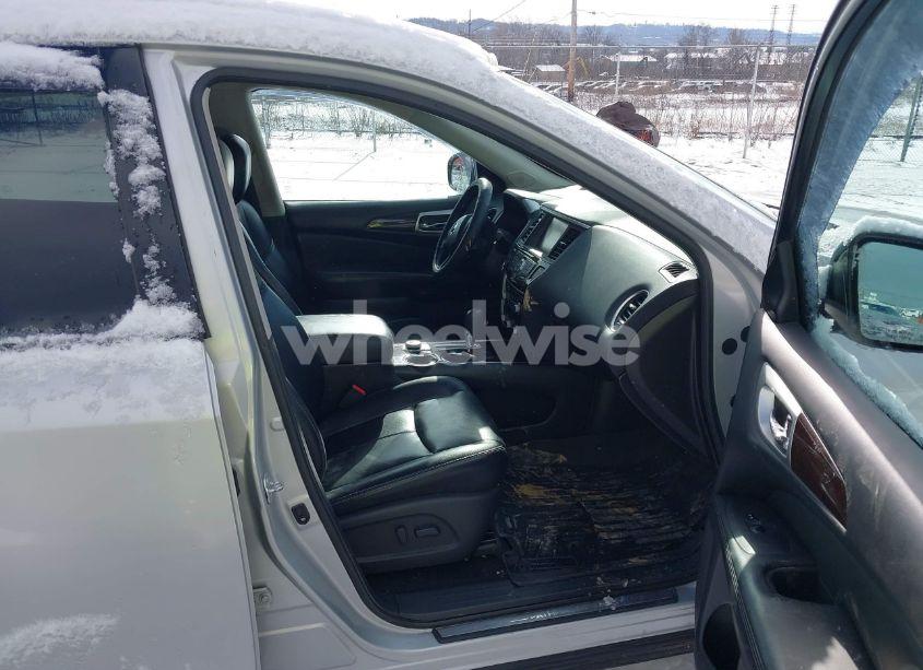 Photo 5 of 2015 Nissan Pathfinder SL (VIN 5N1AR2MM1FC675197)