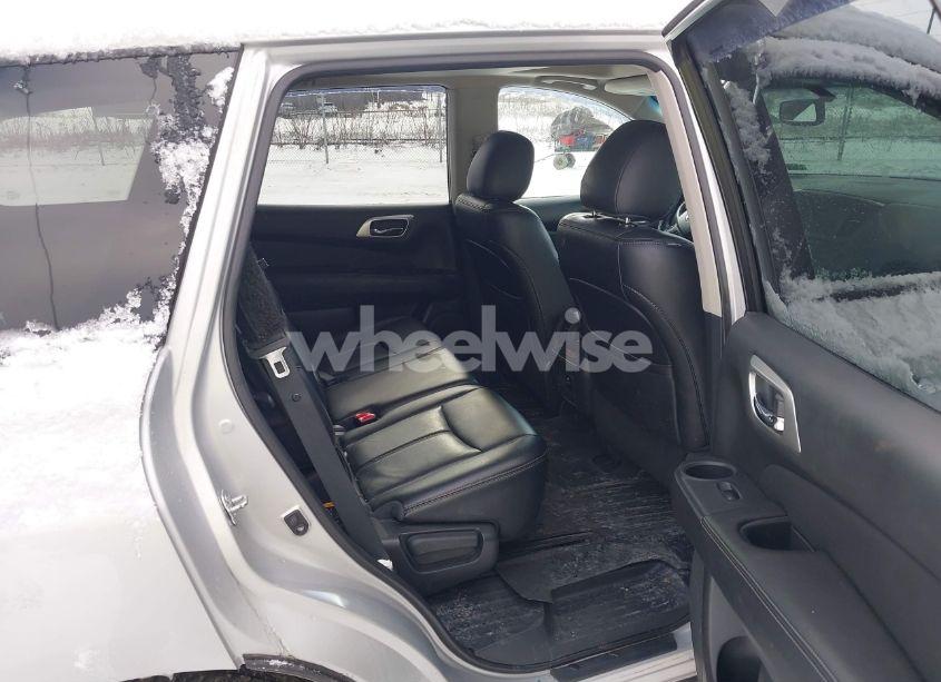 Photo 8 of 2015 Nissan Pathfinder SL (VIN 5N1AR2MM1FC675197)