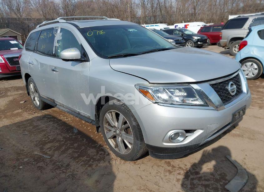 2015 Nissan Pathfinder PLATINUM/S/SL/SV (VIN 5N1AR2MM1FC689990) main photo