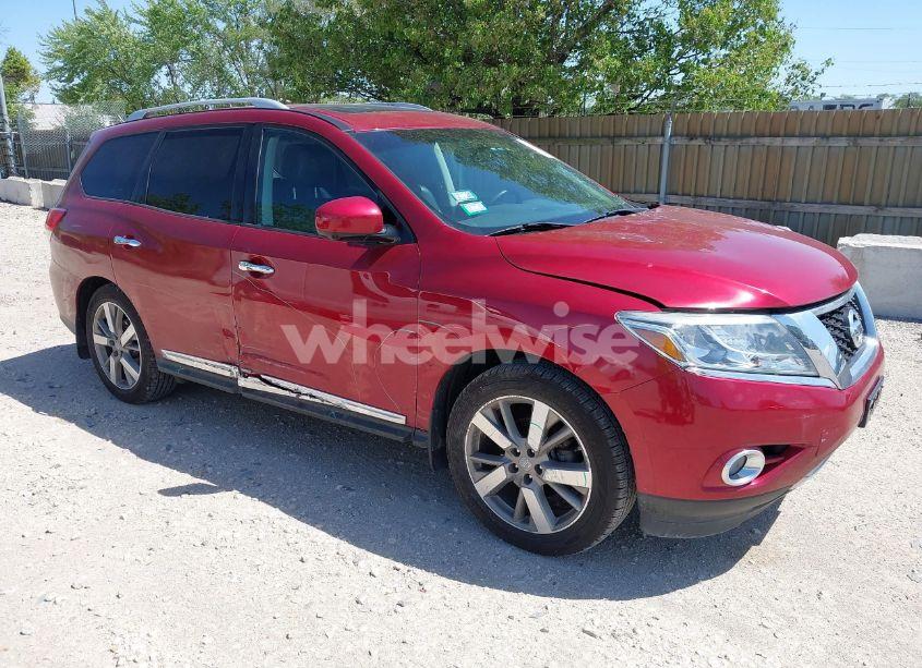 2015 Nissan Pathfinder PLATINUM (VIN 5N1AR2MM1FC707940) main photo