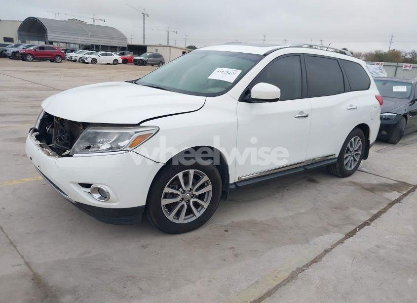 Photo 2 of 2015 Nissan Pathfinder SL (VIN 5N1AR2MM1FC708974)