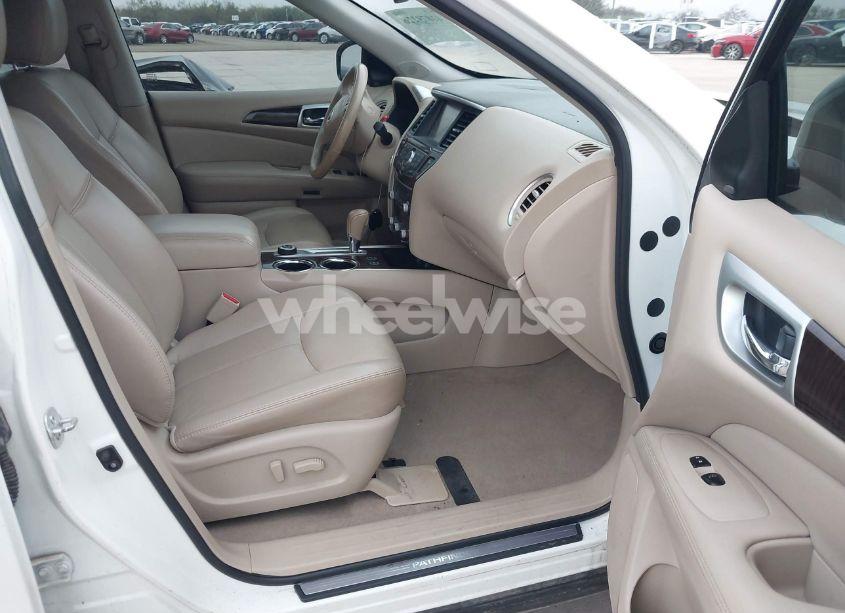 Photo 5 of 2015 Nissan Pathfinder SL (VIN 5N1AR2MM1FC708974)