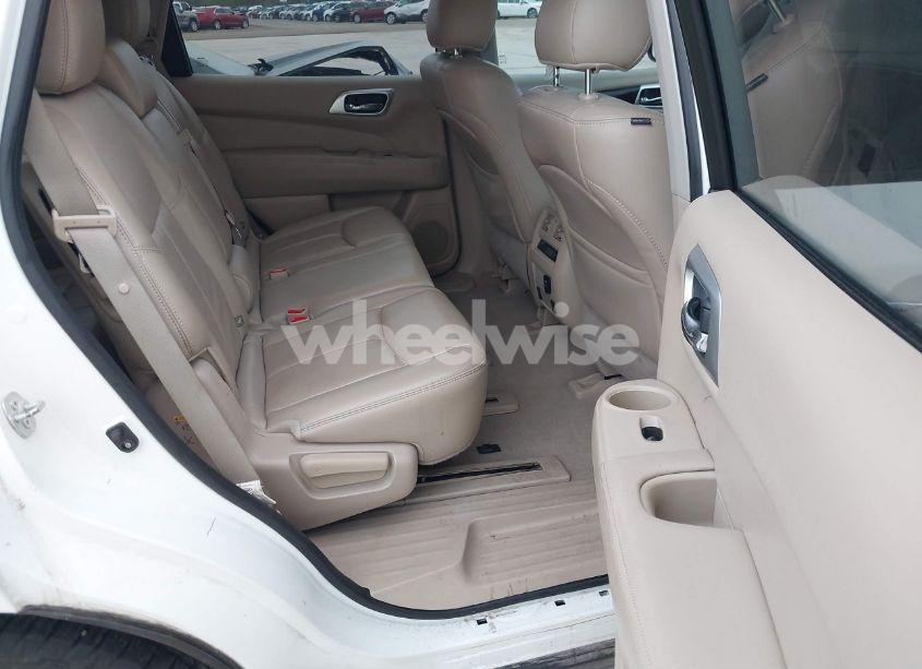 Photo 8 of 2015 Nissan Pathfinder SL (VIN 5N1AR2MM1FC708974)