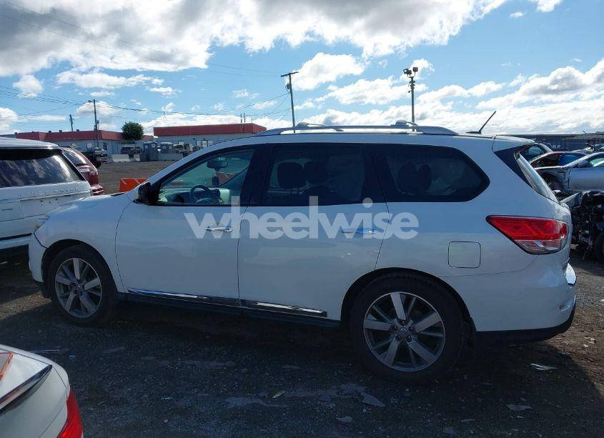 Photo 14 of 2016 Nissan Pathfinder PLATINUM (VIN 5N1AR2MM1GC605264)