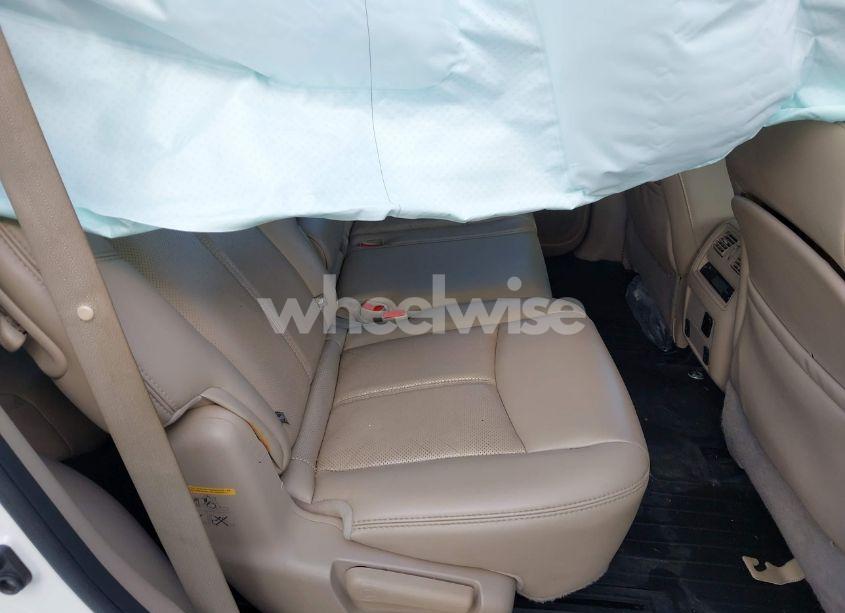 Photo 8 of 2016 Nissan Pathfinder PLATINUM (VIN 5N1AR2MM1GC605264)